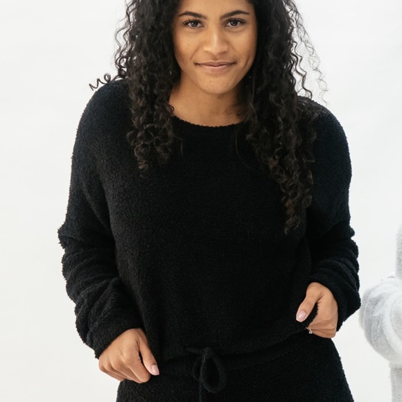 P’tula. Black plush joggers w/ long sleeve plush - Picture 2 of 7